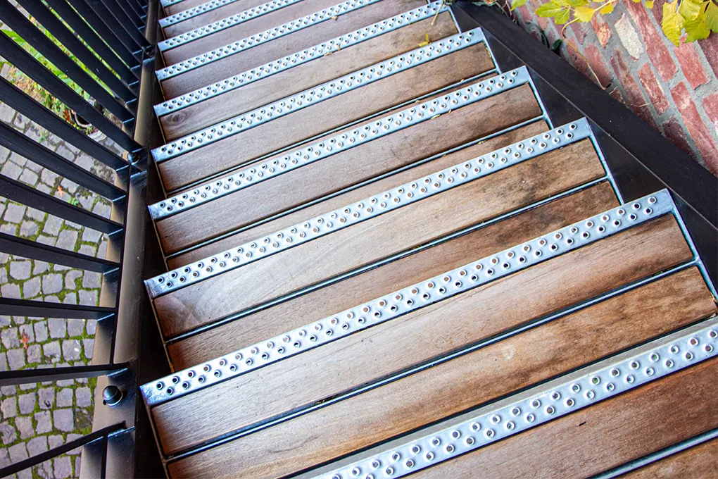 JettyDeck trappen en bordessen B&B Bon Vert