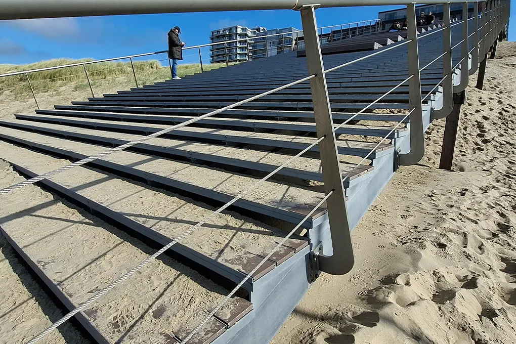 Een duurzame verbinding tussen boulevard en zee